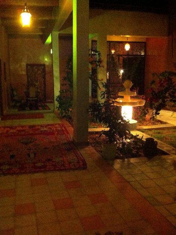 Riad La Maison Du Desert Oulad Driss Esterno foto