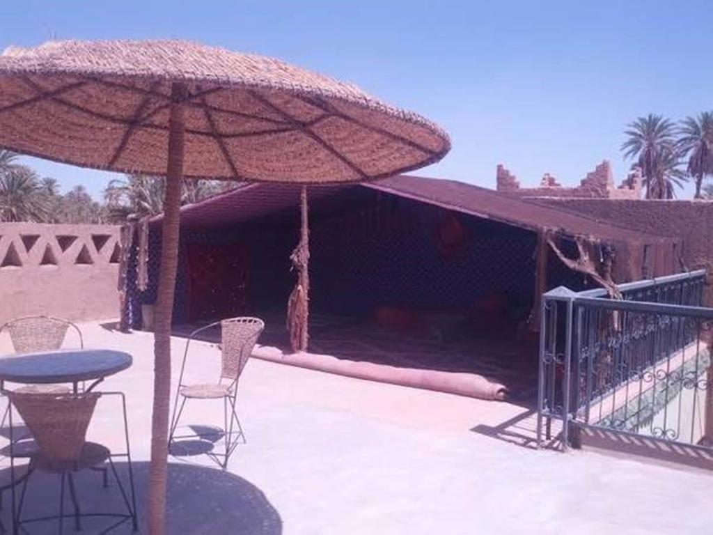 Riad La Maison Du Desert Oulad Driss Esterno foto